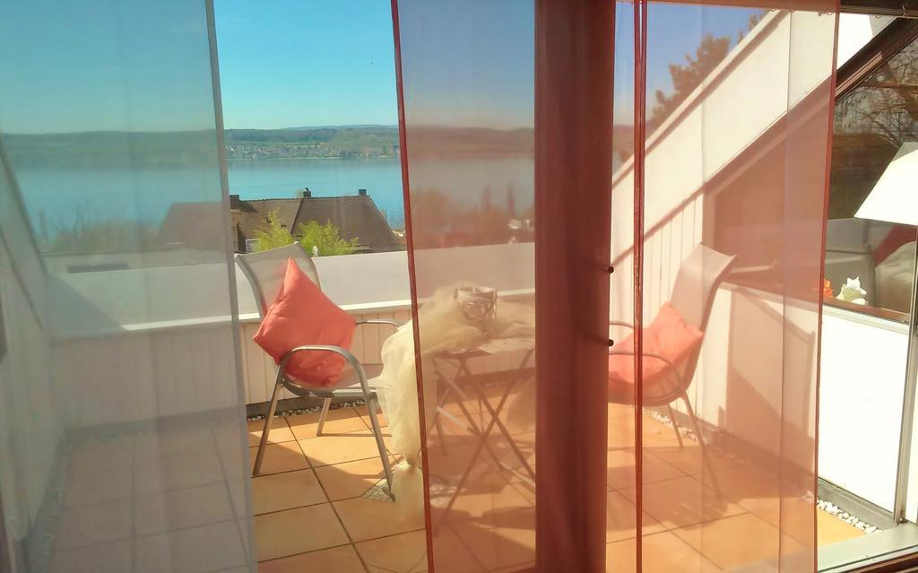 Ferienwohnung mit Seeblick und Dachterrasse in Überlingen Habitación foto